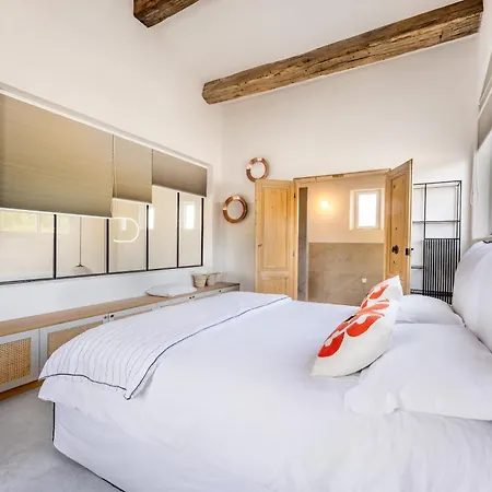 Secret D'uzes - Inspires A Ferienhaus *