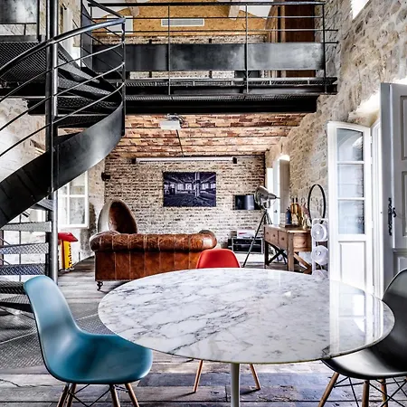 Secret D'uzes - Inspires A Ferienhaus *