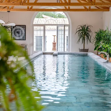 Secret D'uzes - Inspires A Ferienhaus