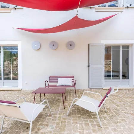 Secret D'uzes - Inspires A Aubussargues